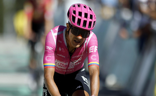 Richard Carapaz subió al podio en la tercera etapa del Tour de Francia