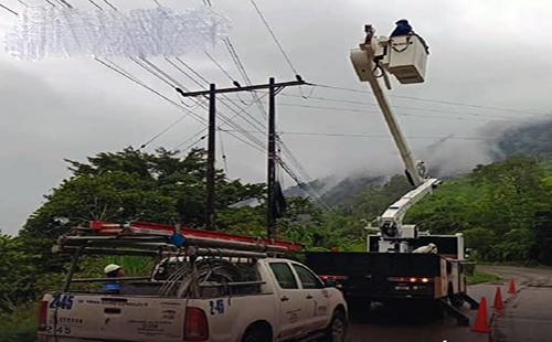 Zamora: Restablecen servicio eléctrico en sector del aluvión
