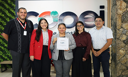 COPEI recibe reconocimiento por excelencia en la enseñanza del inglés