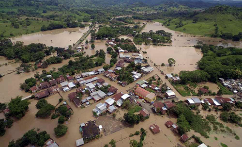 Ecuador declara alerta roja por el fenómeno El Niño