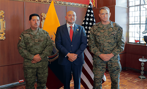 Ecuador y EEUU refuerzan cooperación militar contra el narcoterrorismo