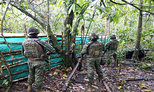 Militares localizan piscina clandestina de combustibles en Shushufindi