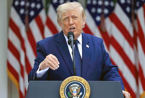 13-trump Trump anuncia complejo militar mientras crecen las tensiones en Europa, Asia y Medio Oriente