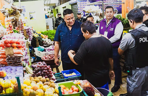 3-gobernador Gobernación del Guayas despliega controles de precio, peso y Calidad en mercados