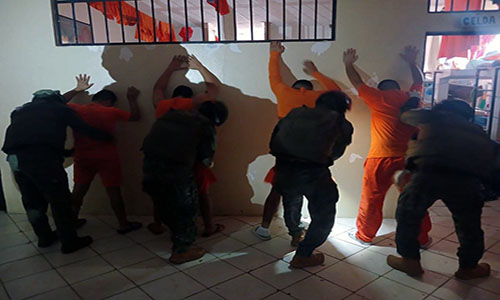 Decomisan objetos prohibidos en operativo en cárcel de Archidona