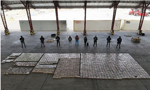 Policía incauta 2,04 toneladas de cocaína que iban a ser enviadas a Suecia