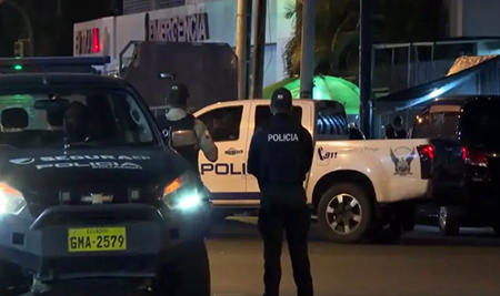 Balacera afuera del hospital del IESS en Guayaquil deja dos heridos