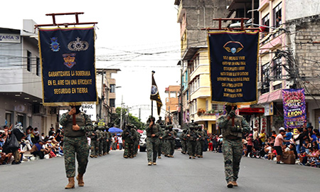 delegacion-de-la-fae-participo-en-desfile-civico-en-duran-ecuador221.com_.ec_ Delegación de la FAE participó en desfile cívico en Durán