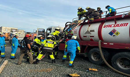 ecuador 221 dos-hombres-mueren-ahogados-dentro-de-un-tanquero-en-guayaquil-ecuador221.com_.ec_ Dos hombres mueren ahogados dentro de un tanquero en Guayaquil