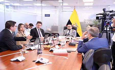 gobierno-propone-simplificar-tramites-para-impulsar-proyectos-de-vivienda-ecuador221.com_.ec_ Gobierno propone simplificar trámites para impulsar proyectos de vivienda