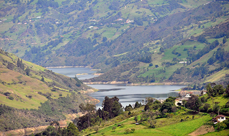La cota del embalse de Mazar cae a 2124,9 metros